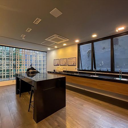 Vn Capote Valente: Conforto E Estilo Em Sao Paulo Bagian luar foto
